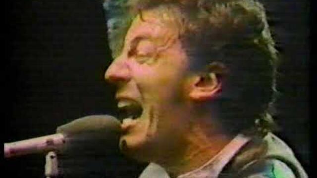 Bruce Springsteen & The E Street Band - 1980.11.24 - Largo, MD - full concert - pro-shot - AUD audio