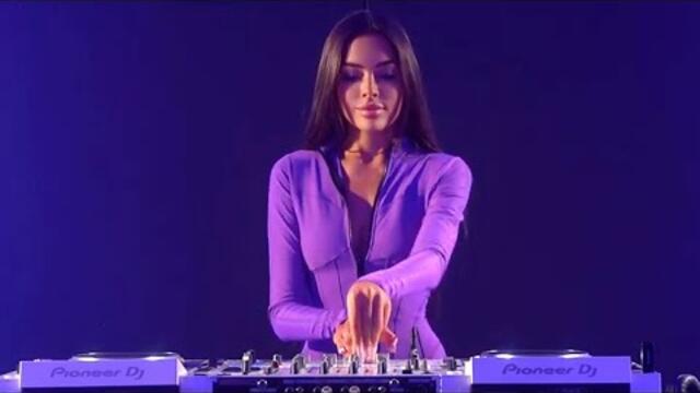Xenia Diamond DJ @ Live - Techno  Mix