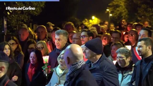 Fiaccolata a Vigonovo: applausi e lacrime per Giulia Cecchettin