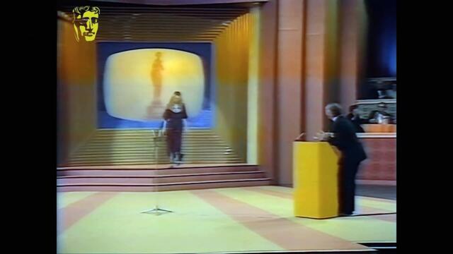 Jack Nicholson accepts his award on the set of One Flew Over the Cuckoo's Nest (1080p_25fps_H264-128kbit_AAC)