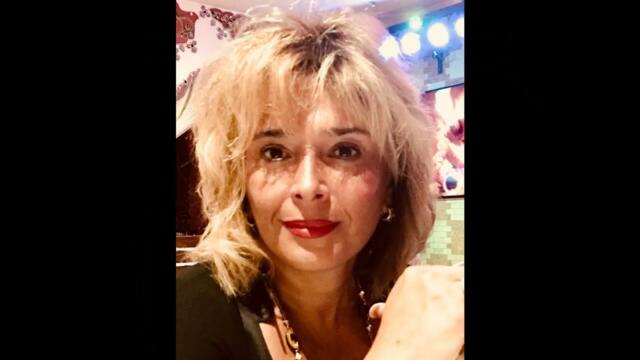 Яна Грей    -    "Играй, скрипка играй"