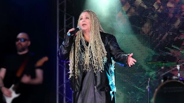 Светлана Эфрос  - "Любить всем сердцем"