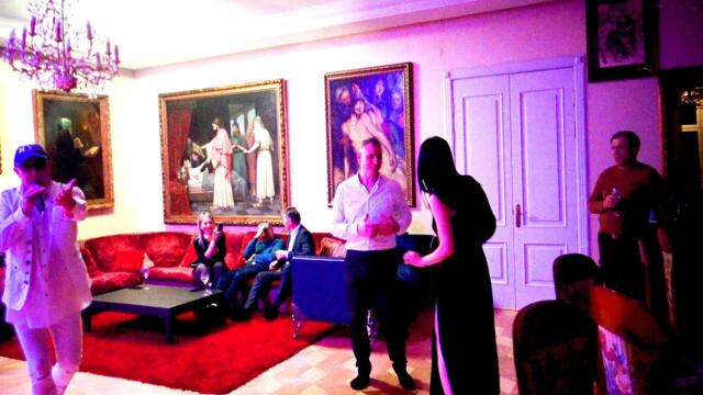 Валерий Палаускас   -   Обнима  и целую  Валерий Палаускас