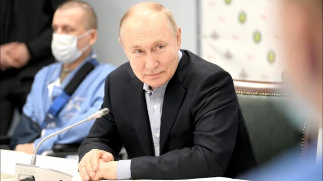Владимир Путин посетил Центральный военный клинический госпиталь имени А.А.Вишневского 1 января 2024