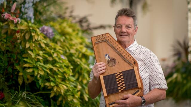 Autoharpist Tony Newport - Tamar Valley Folk Festival