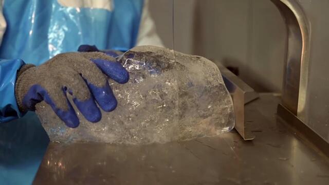 VIDEO OF ICE BEING CUT AT THE FACTORY