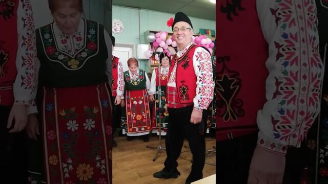 ВЕЛИК ВЛАХОВ - ОЙ, ДЕВОЙЧЕ, БЕЛО И ЦЪРВЕНО