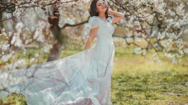 Вера Пенькова  -  "Вишневая фата."