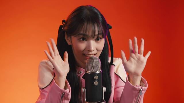 JINI (지니) Does ASMR with Pop Rocks, Talks "C'mon", Her Favorite Korean Snacks & More!