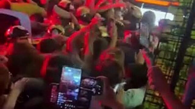 Thai, Filipino transvestites clash in Sukhumvit