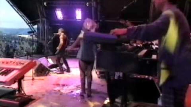 Nenah Cherry - 7 Seconds - Glastonbury 1997