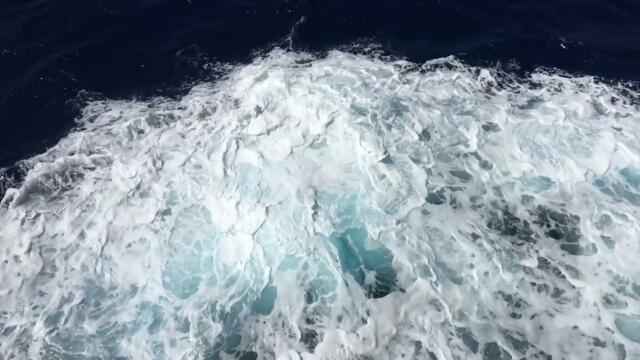 loscil // lawrence english - aqua (2 hour loop & blend)