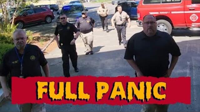Deputy Hits Panic Alarm Because of Journalist - Sheriff Educates Entire Building