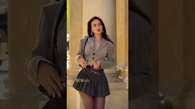 Мода - Красива секси мацка в къса пола. - How to wear elegant with skirt? Try this outfit style #fashion #style #outfit
