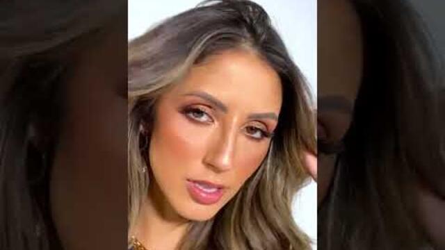 Sexy latino woman in white jeans - CALÇA MONTARIA BRANCA - Jeans Ousadia