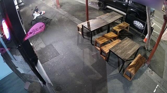 Police search for underpants bandit after attempted armed robbery