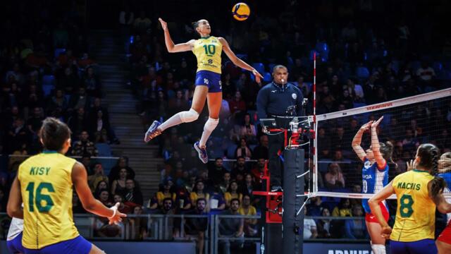 Gabriela Guimarães Gabi | Monster of the Vertical Jump | Powerful Volleyball Spikes !!!