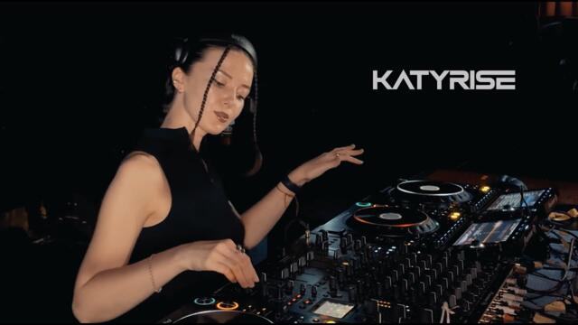KATY RISE - Live @ NOMAD Club, Toronto, Canada / Melodic Techno & Progressive House Mix
