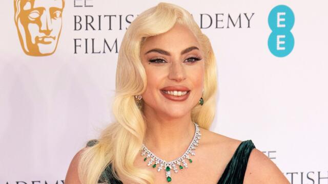 Lady Gaga Stars As Harley Quinn & More | Billboard News