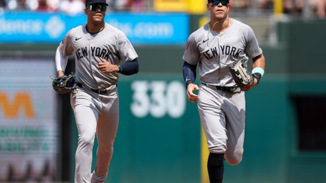 NY Yankees Heat Up the Plate Against Toronto Blue Jays