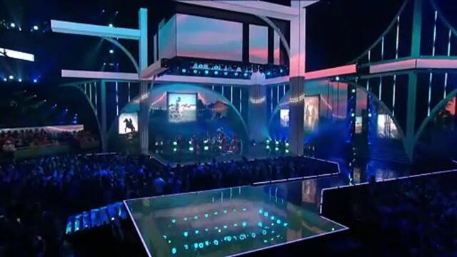 Country's Cool Again - Lainey Wilson (live)