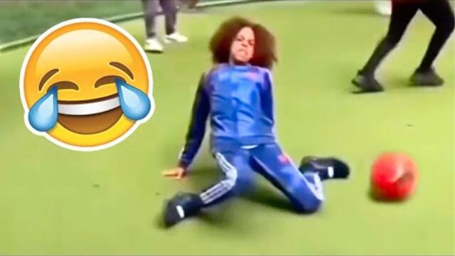 FUNNY FOOTBALL FAILS, SKILLS, & GOALS #15