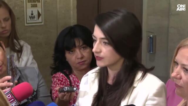 Делян Пеевски и Ахмед Доган отказаха да заличат абревиатурата ДПС от новите си коалиции