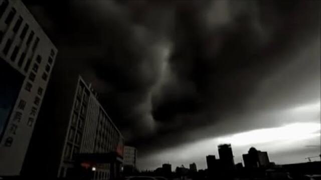 Before the storm! Huge dark clouds appear over Gaza, Palestine