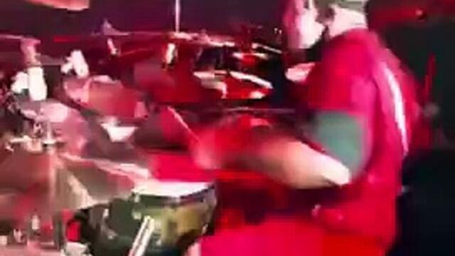 ELOY CASAGRANDE SCISSORS - SLIPKNOT LIVE AT XFINITY THEATER