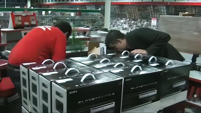 PS3 launch in 2006 around the world (PS3 unboxing)