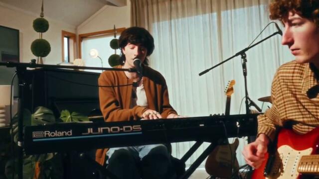 'In My Room' With Borderline