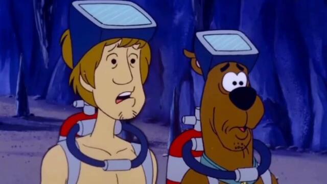 The New Scooby-Doo Mysteries l S01 l E01 l Scooby The Barbarian / No Sharking Zone l 4/5 l