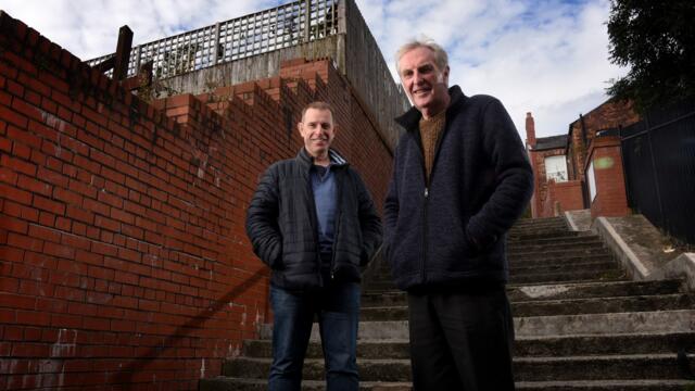 Roll With It: A Celebration of Oasis and Its Fans