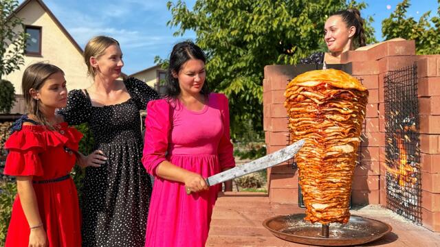 A Meter-long Shawarma and a Refreshing Dessert! An unusual Day in the Village