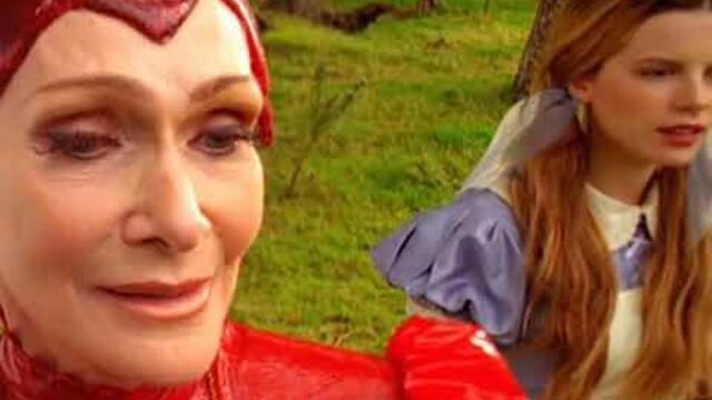 Алиса в огледалния свят Филмът