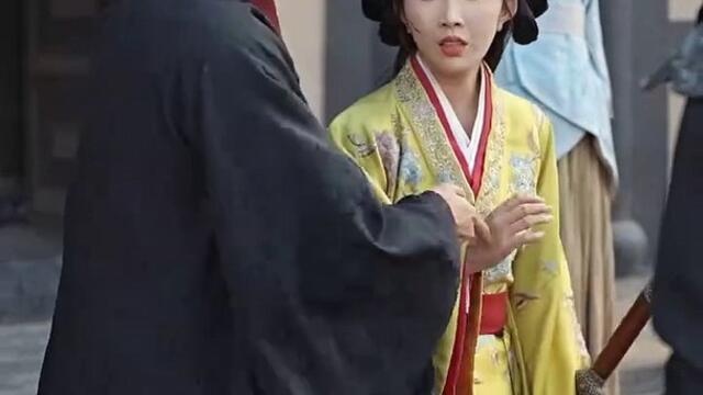 熱門爽劇【流放後侯府父子求我原諒】（全集）趙慧楠