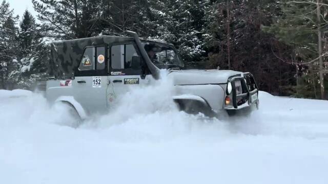 Зимняя катка на УАЗах