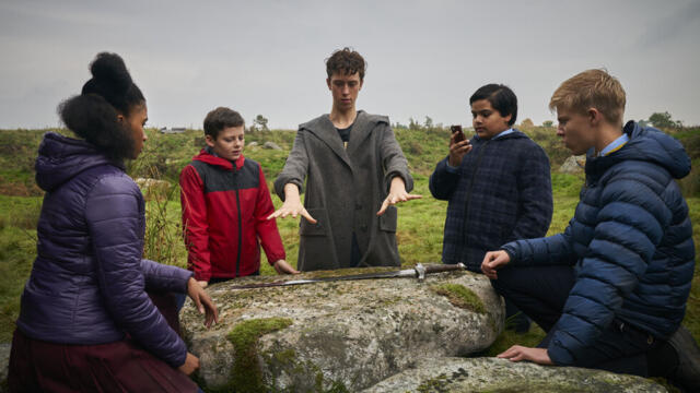 Момчето, което можеше да бъде крал (синхронен екип, дублаж по Нова телевизия на 25.12.2024 г.) (запис)