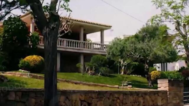 《The Billionaire Escort's Secret》