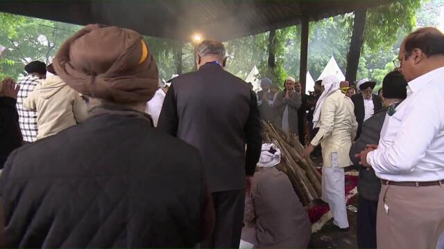 President Murmu attends the Cremation Ceremony of late Dr Manmohan Singh, former PM of India
