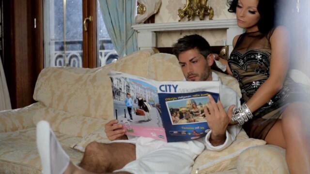 Мухахаххахаххааха ежа съм в твойте гащи мн забавен хит EMANUELA - TARALEZH / ЕМАНУЕЛА - Таралеж (Official Music Video)