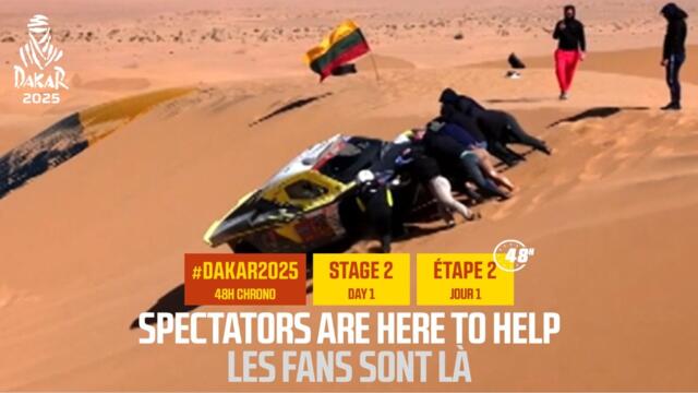 Spectators are here to help - Stage 2 - #Dakar2025