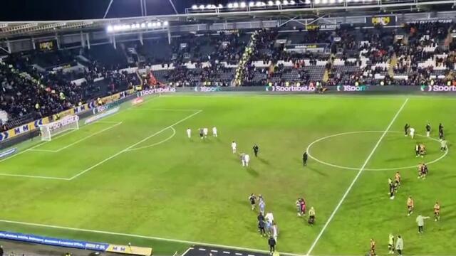 Shellshocked Leeds players trudge off after 3-3 Hull City collapse