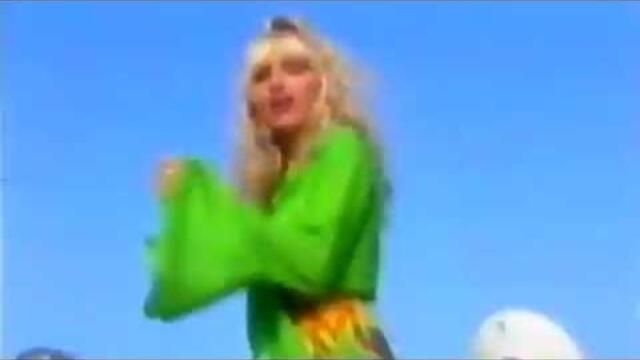 Музика да слушаме ееееееееее веселим да бъдеме ааааааа музика да слушаме еееееее веселим да бъдеме