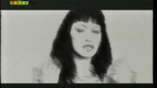 Йонета Силата на обичта е това песента с която израстнах моята красавица йонета ми тя мацето ми