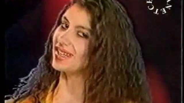 Деси - Черните ти две очи радо шишарката шопската салата