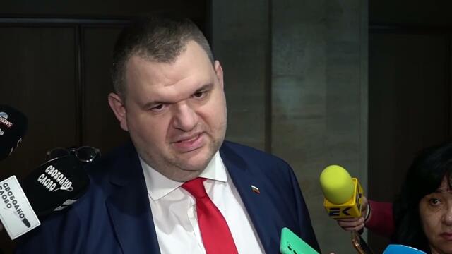 "Джейхан Ибрямов разтрива Борисов в кабинета му": Пеевски със скандални разкрития