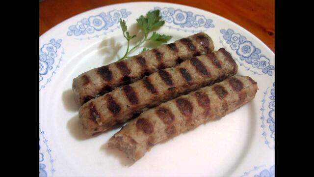 Песен за кебапчето е това избиха рибата да пишат песен за кебаб оня да ти ям дроба ужас пълен какви са тия текстове направо мале