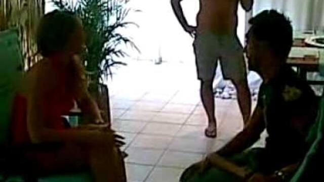 IOANNA KOUTALIDOU BACKSTAGE FOTOGRAFISI+NEW SONG 2010''TORA POU GIRISES EINAI ARGA''!!!