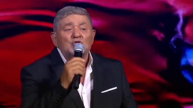 Radiša Urošević - Šumadinac od glave do pete (Live)